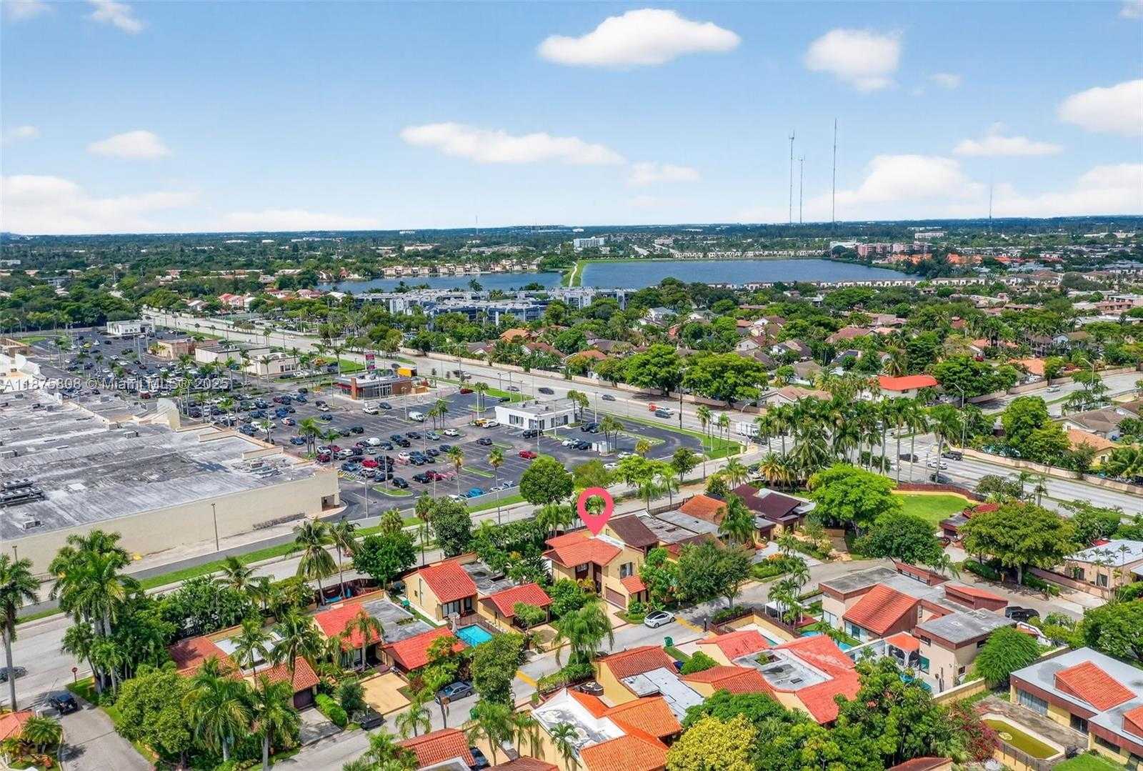Small Image of 20424 NORTH EAST 10TH CT RD #20424, Miami Number 50