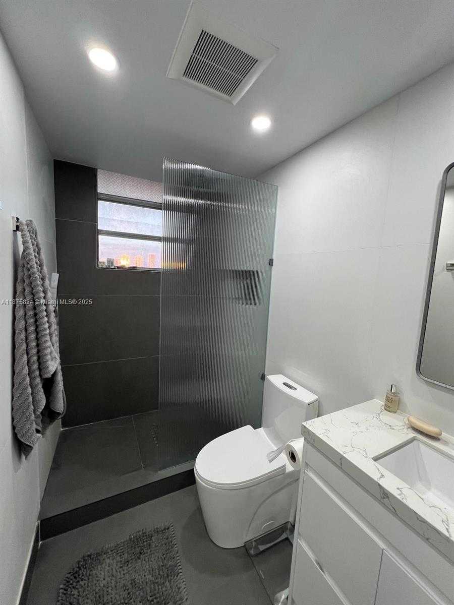 Small Image of 2903 NORTH MIAMI BEACH BLVD #1003, North Miami Beach Number 10