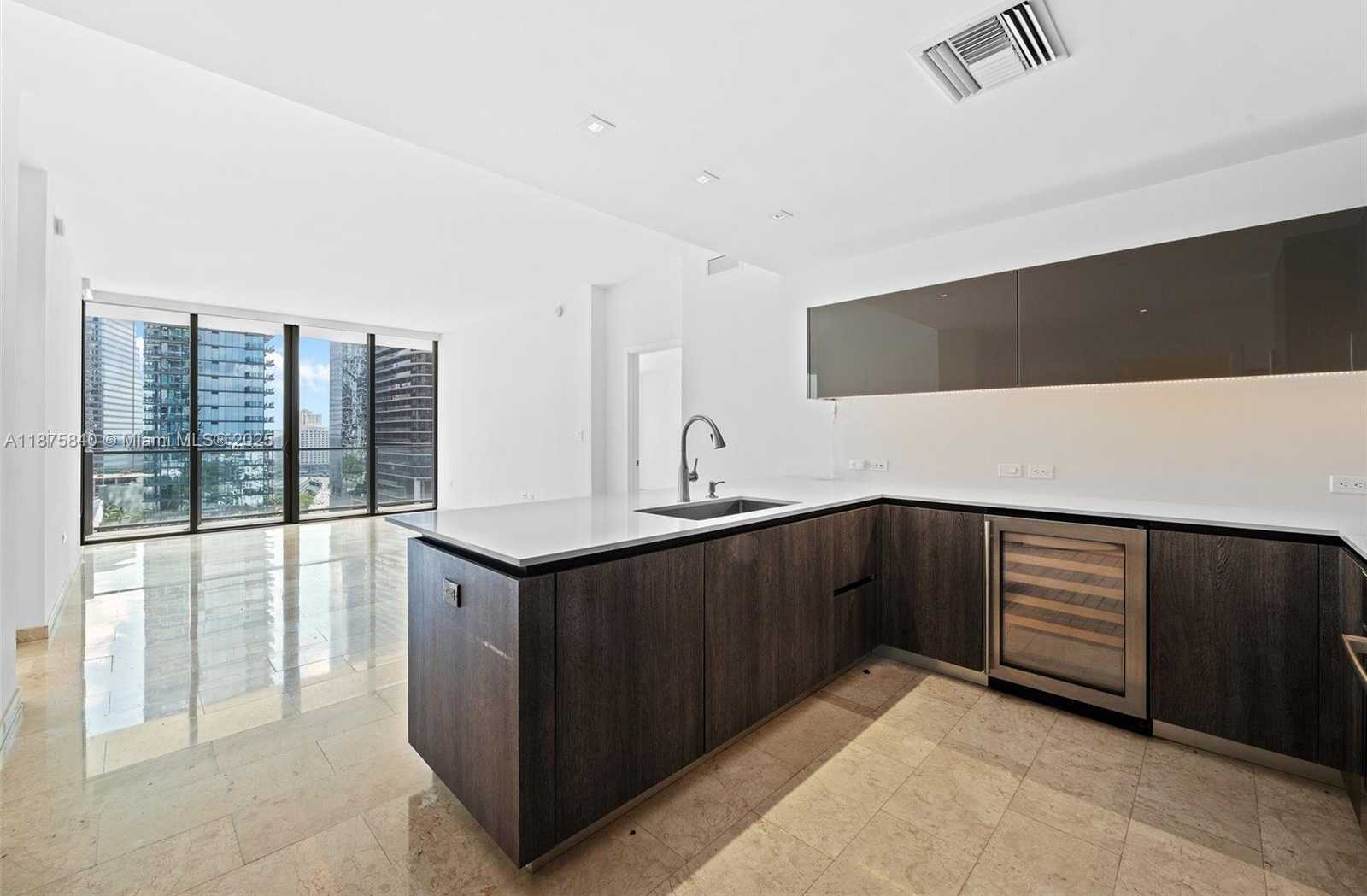 Small Image of 88 SOUTH WEST 7TH ST #1403, Miami Number 18