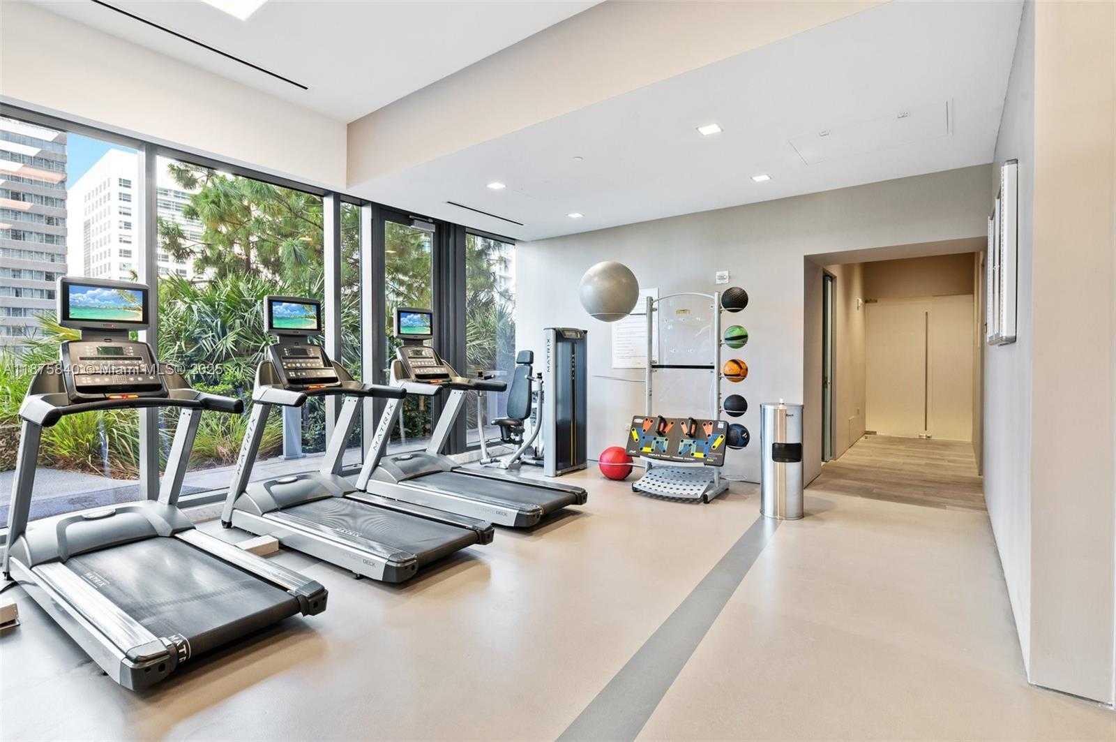 Small Image of 88 SOUTH WEST 7TH ST #1403, Miami Number 41