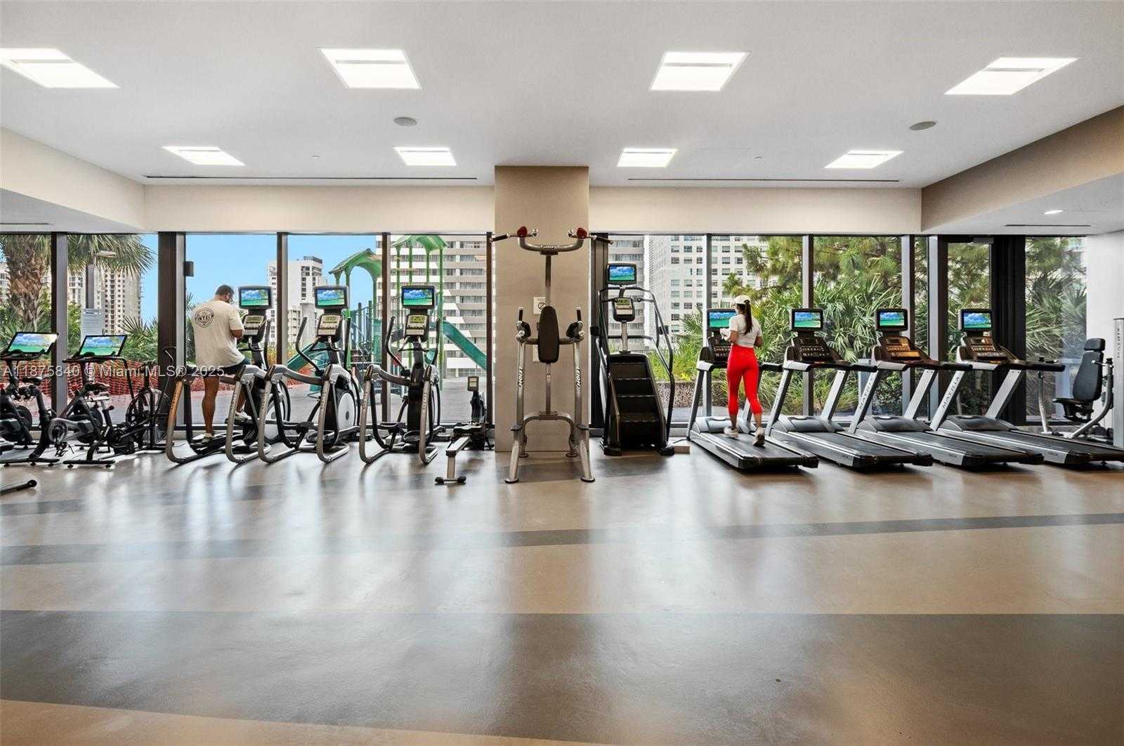 Small Image of 88 SOUTH WEST 7TH ST #1403, Miami Number 42