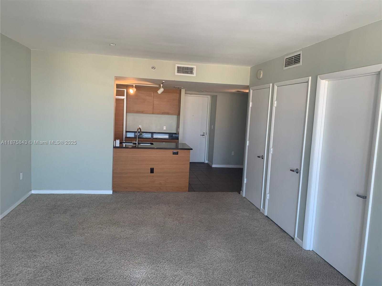 Small Image of 50 BISCAYNE BLVD #3205, Miami Number 3