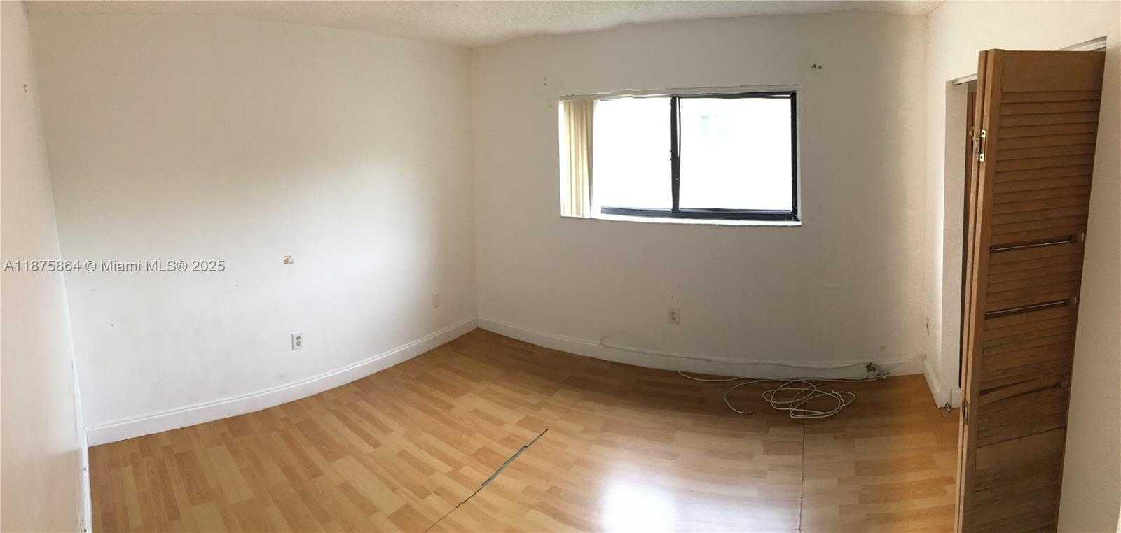 Small Image of 5825 WEST 25 CT #304, Hialeah Number 12