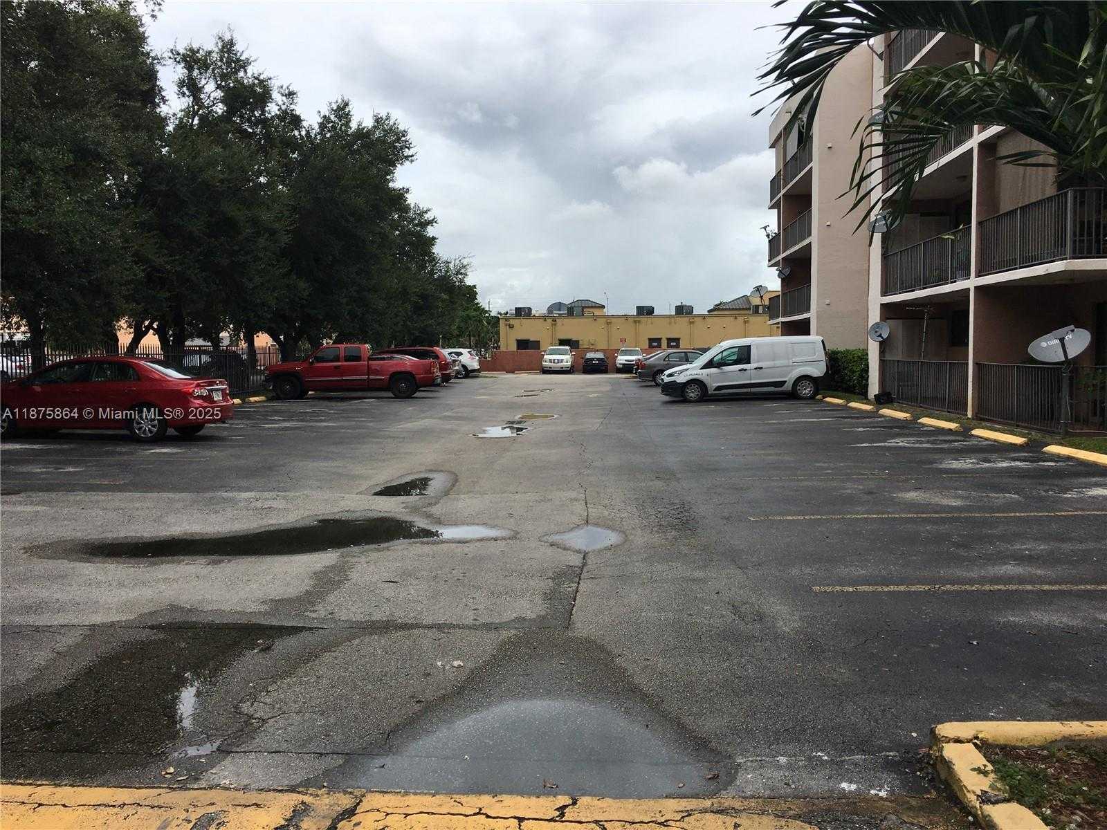 Small Image of 5825 WEST 25 CT #304, Hialeah Number 16