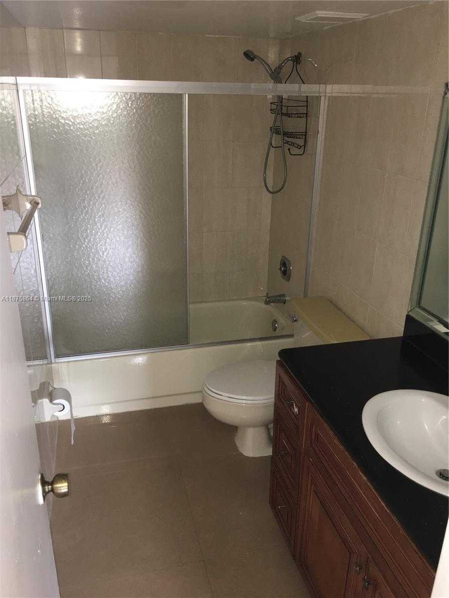 Small Image of 5825 WEST 25 CT #304, Hialeah Number 9
