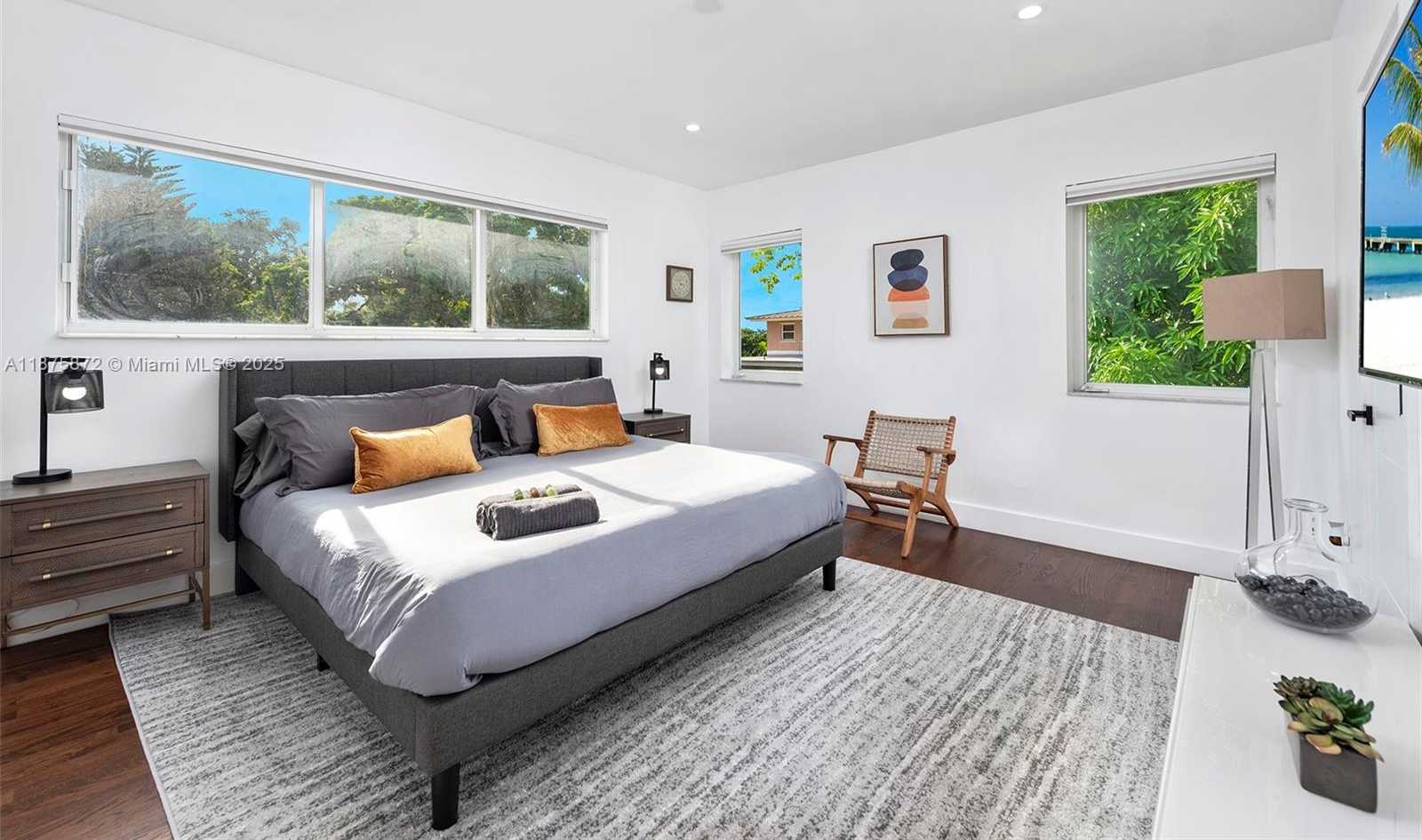 Small Image of 1019 NORTH EAST 87TH ST, Miami Number 10