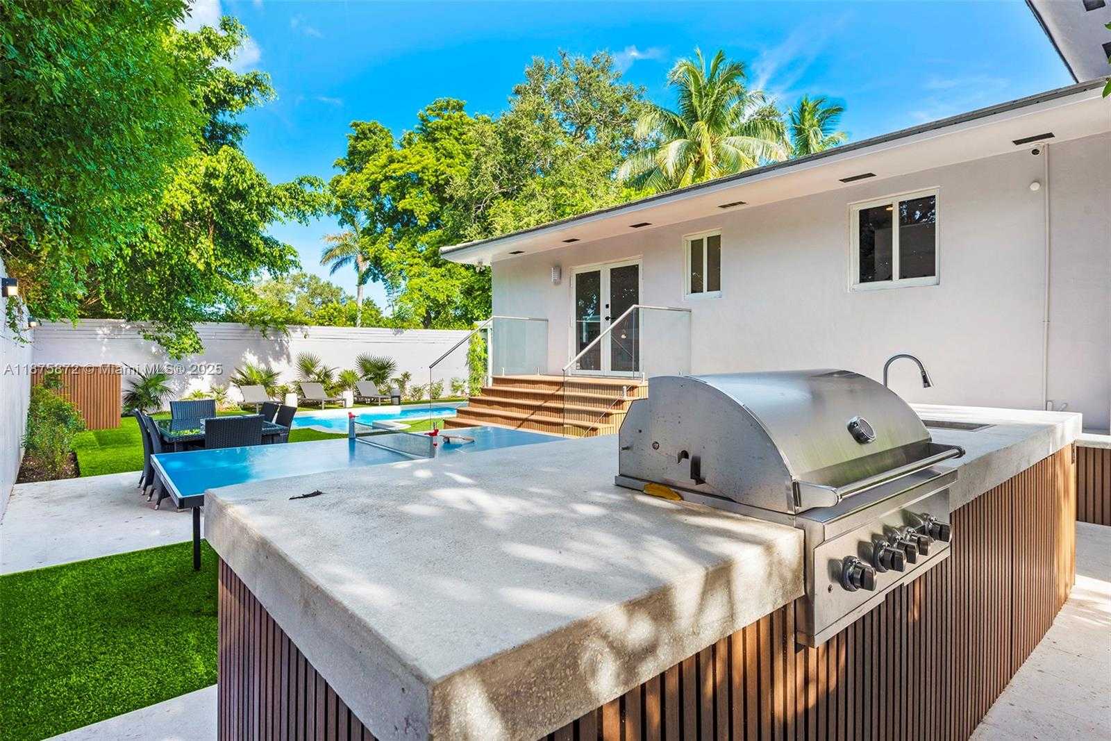 Small Image of 1019 NORTH EAST 87TH ST, Miami Number 19