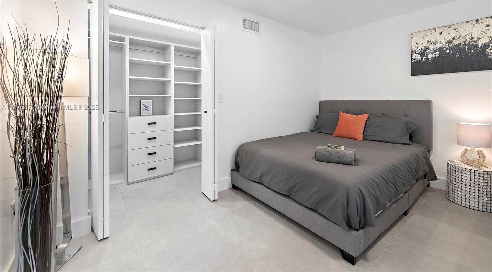 Small Image of 1019 NORTH EAST 87TH ST, Miami Number 21