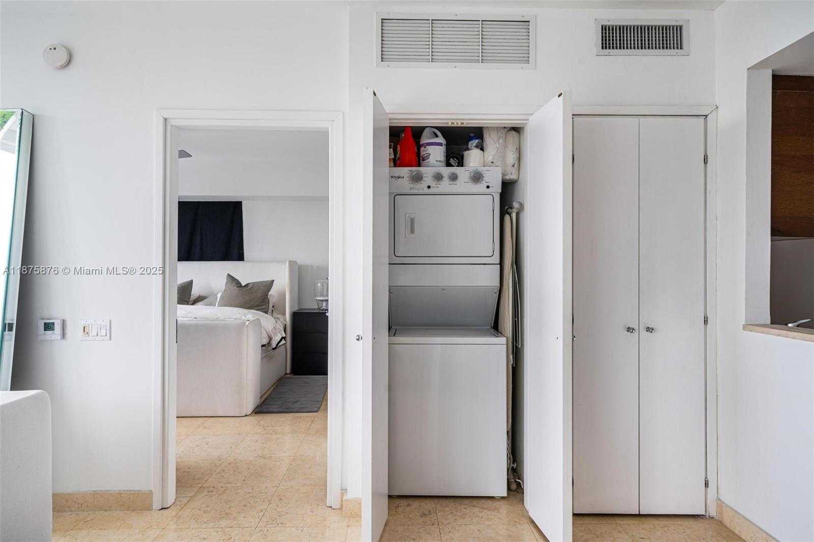 Small Image of 450 ALTON RD #808, Miami Beach Number 15