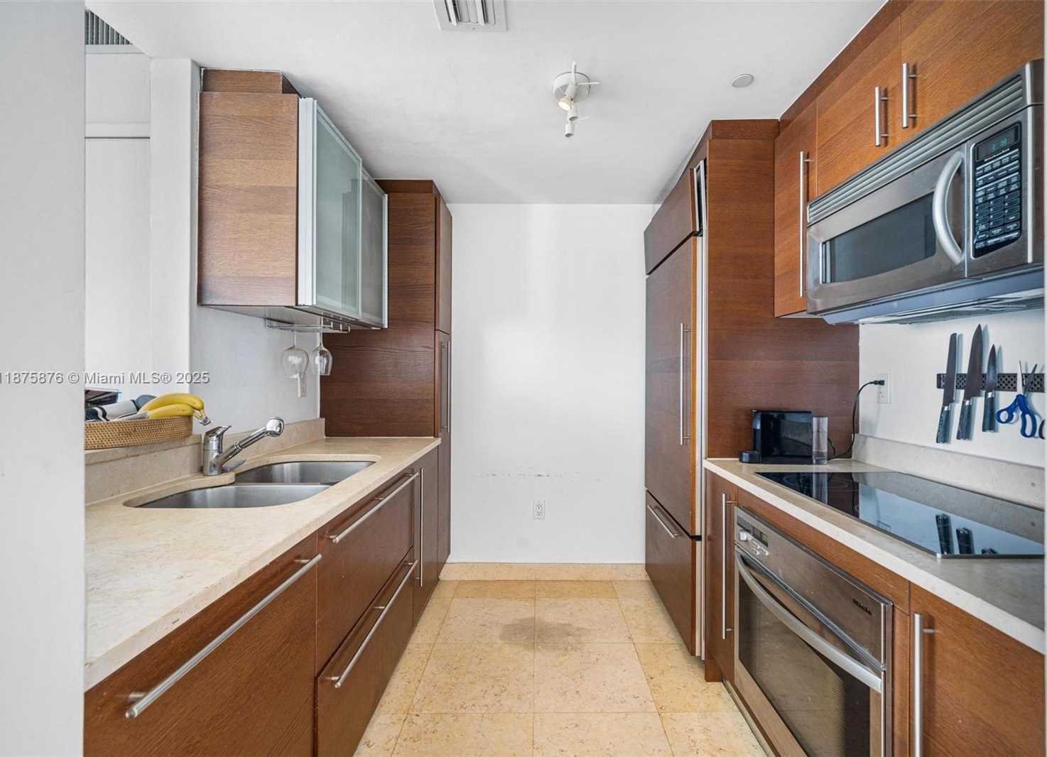 Small Image of 450 ALTON RD #808, Miami Beach Number 7