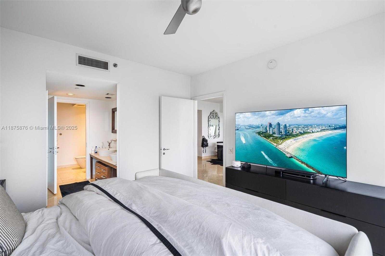 Small Image of 450 ALTON RD #808, Miami Beach Number 9