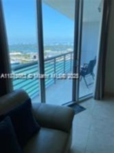 Small Image of 335 Biscayne Blvd, Miami, FL 33132, USA Number 2