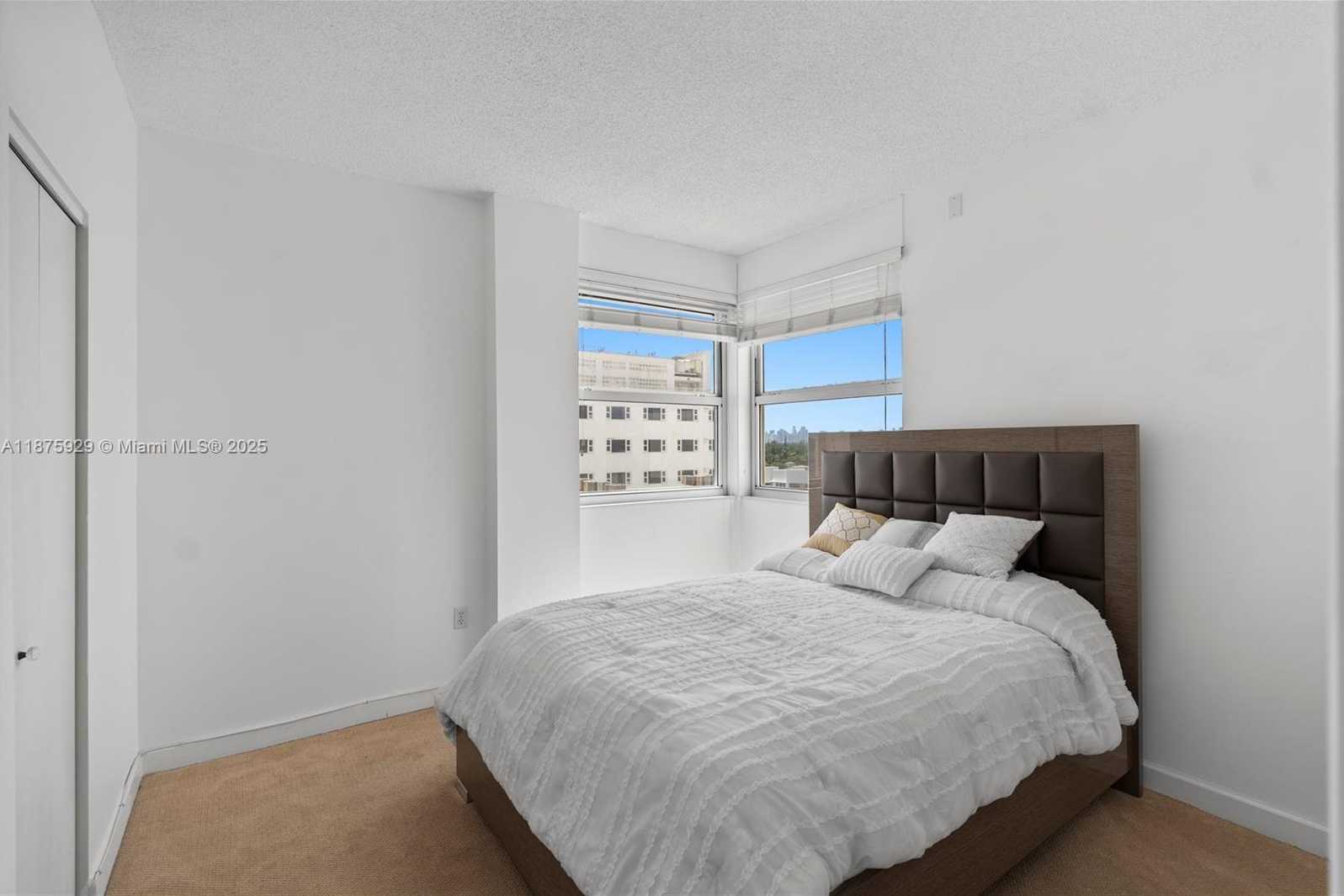 Small Image of 4201 COLLINS AVE #701, Miami Beach Number 28