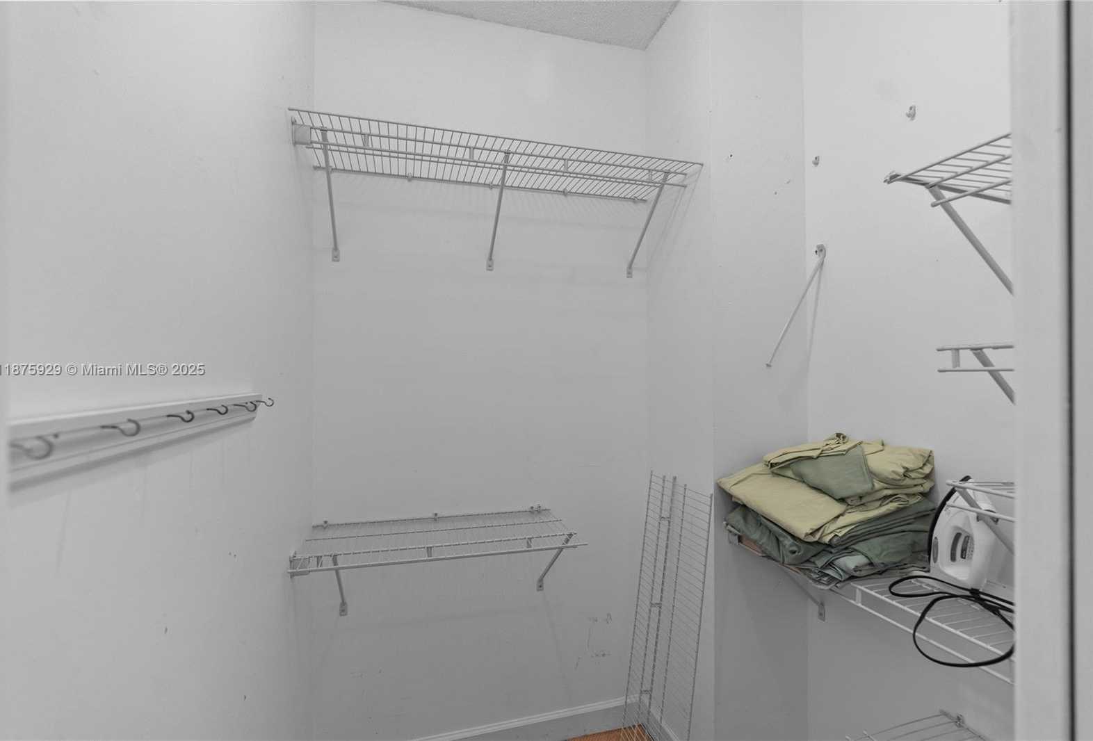 Small Image of 4201 COLLINS AVE #701, Miami Beach Number 32