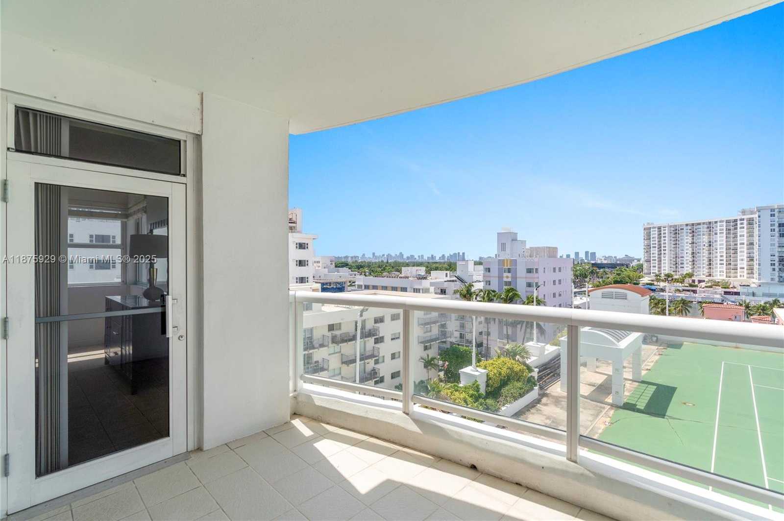 Small Image of 4201 COLLINS AVE #701, Miami Beach Number 5