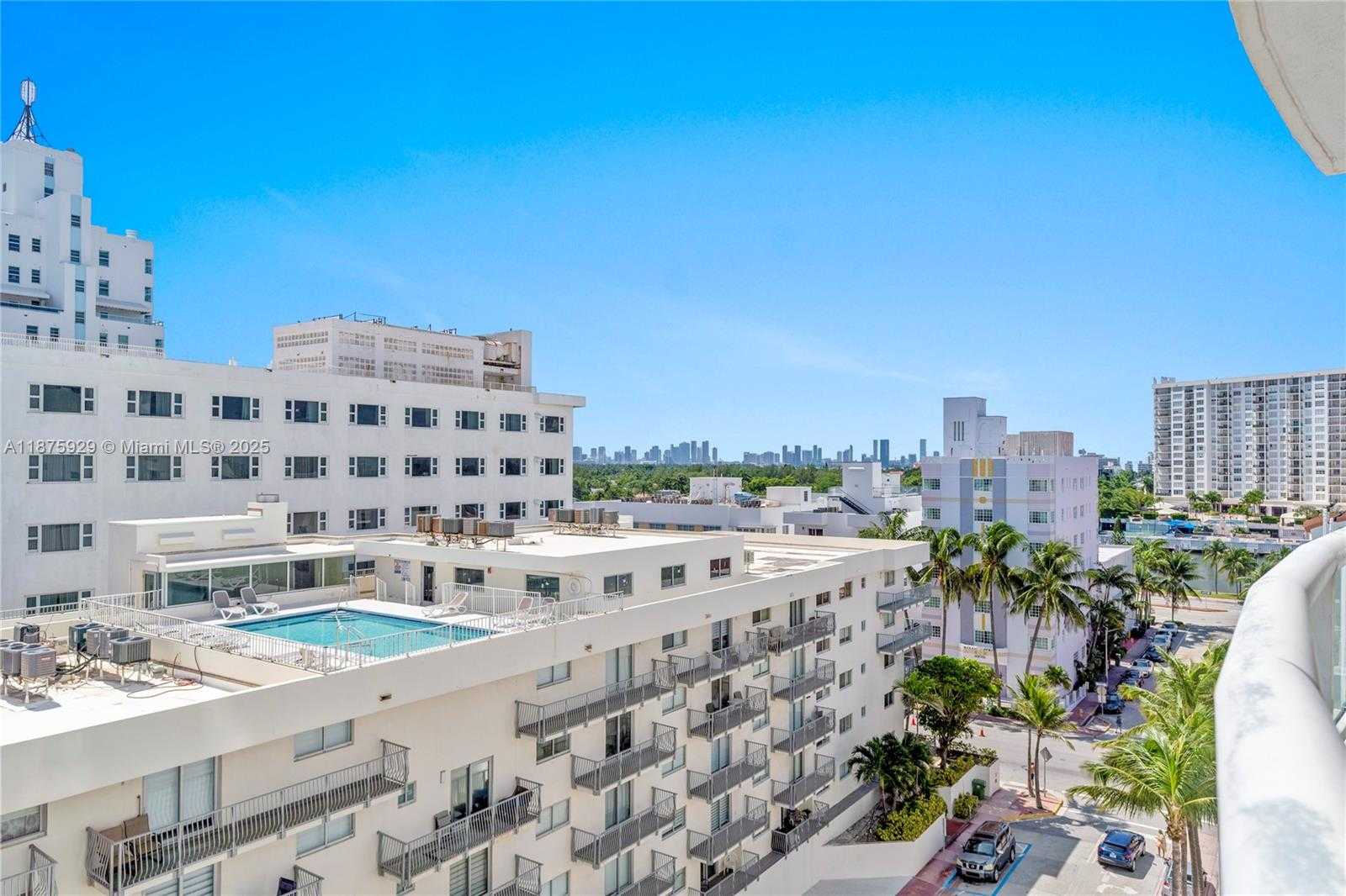 Small Image of 4201 COLLINS AVE #701, Miami Beach Number 9