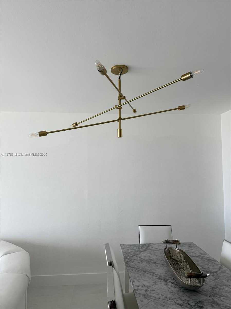 Small Image of 90 ALTON RD #1007, Miami Beach Number 17