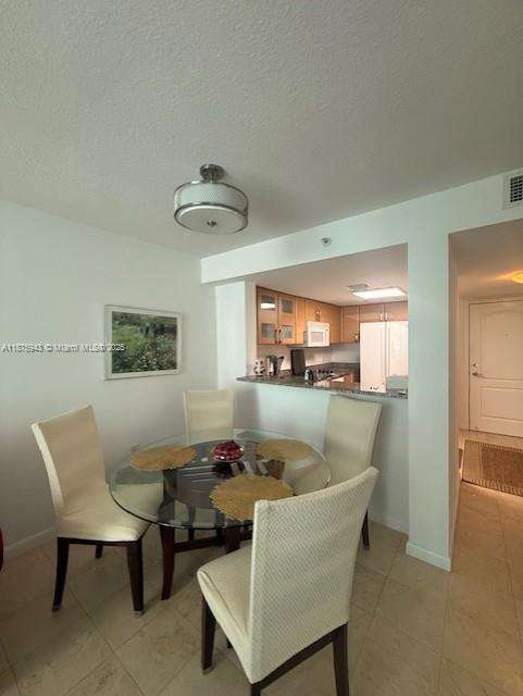 Small Image of 2101 BRICKELL AVE #2708, Miami Number 16