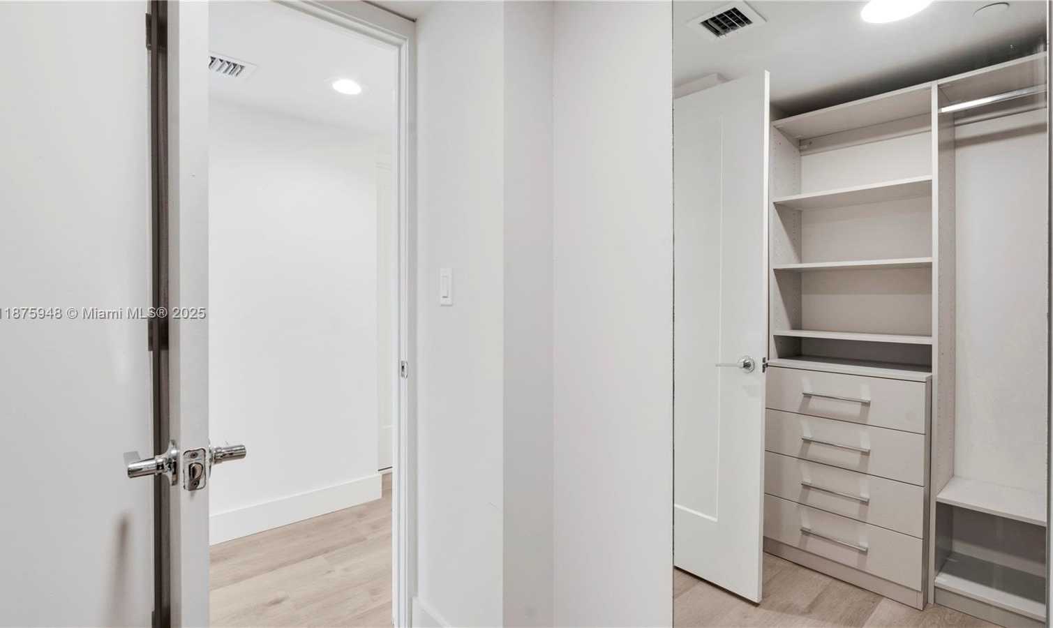 Small Image of 555 NORTH EAST 34TH ST #2108, Miami Number 22