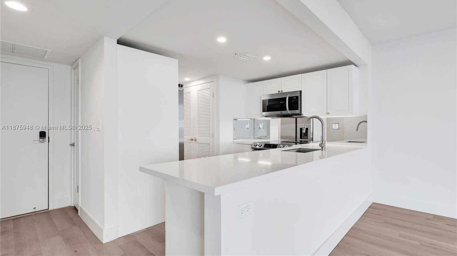 Small Image of 555 NORTH EAST 34TH ST #2108, Miami Number 7