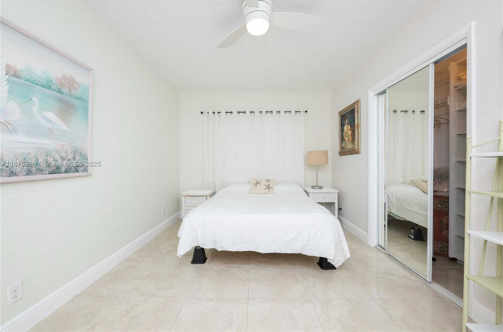 Small Image of 3220 NORTH SURF RD #1, Hollywood Number 20