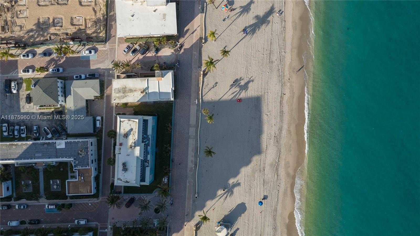 Small Image of 3220 NORTH SURF RD #1, Hollywood Number 28