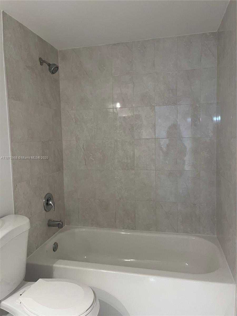 Small Image of 7810 CAMINO REAL #I 412, Miami Number 10