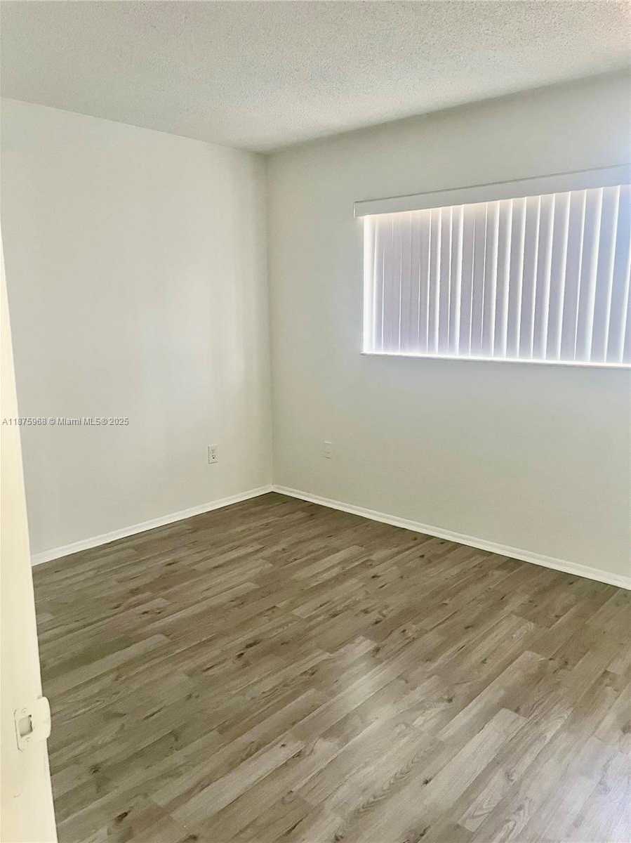 Small Image of 7810 CAMINO REAL #I 412, Miami Number 11