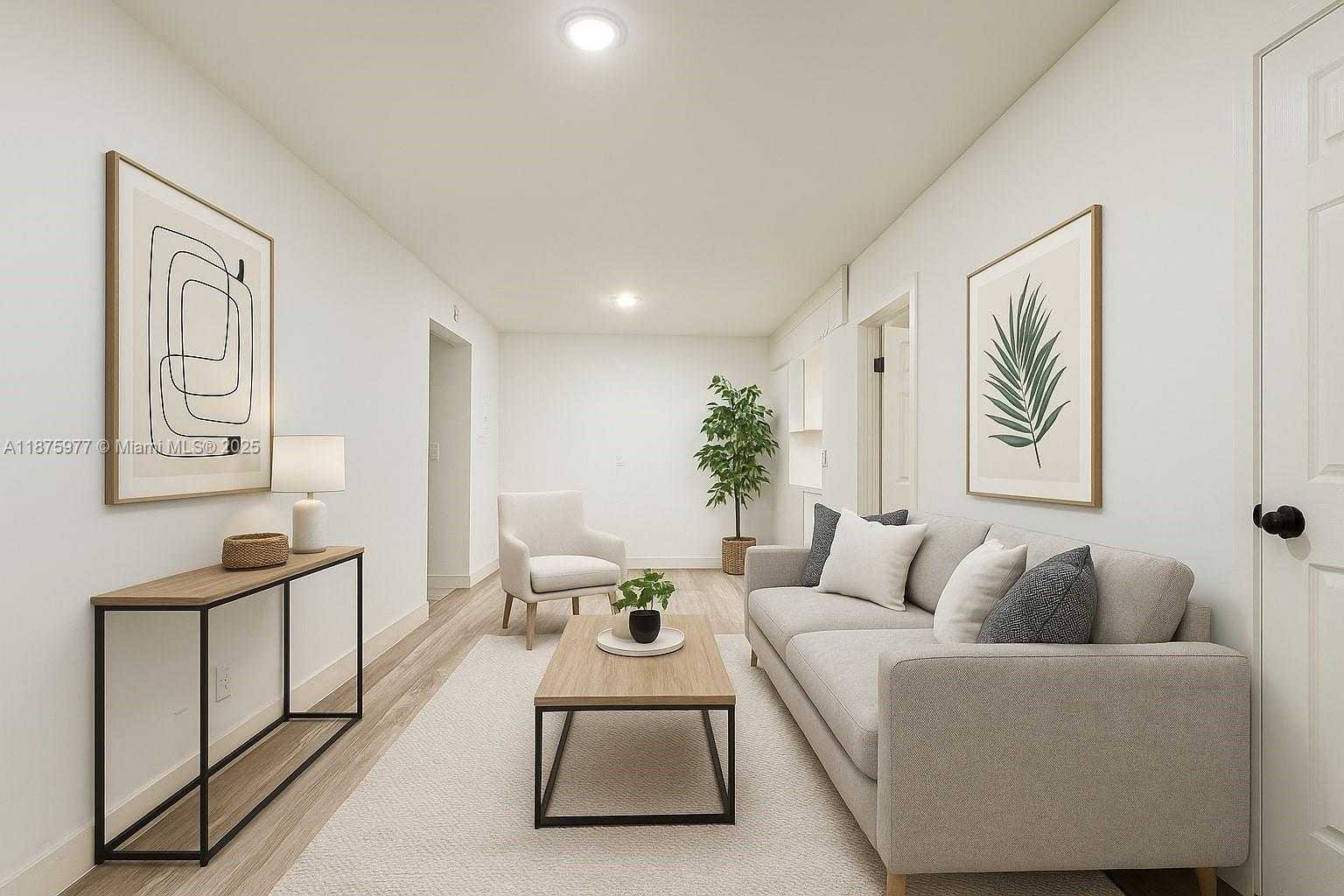 Small Image of 2025 BAY DR #8, Miami Beach Number 4