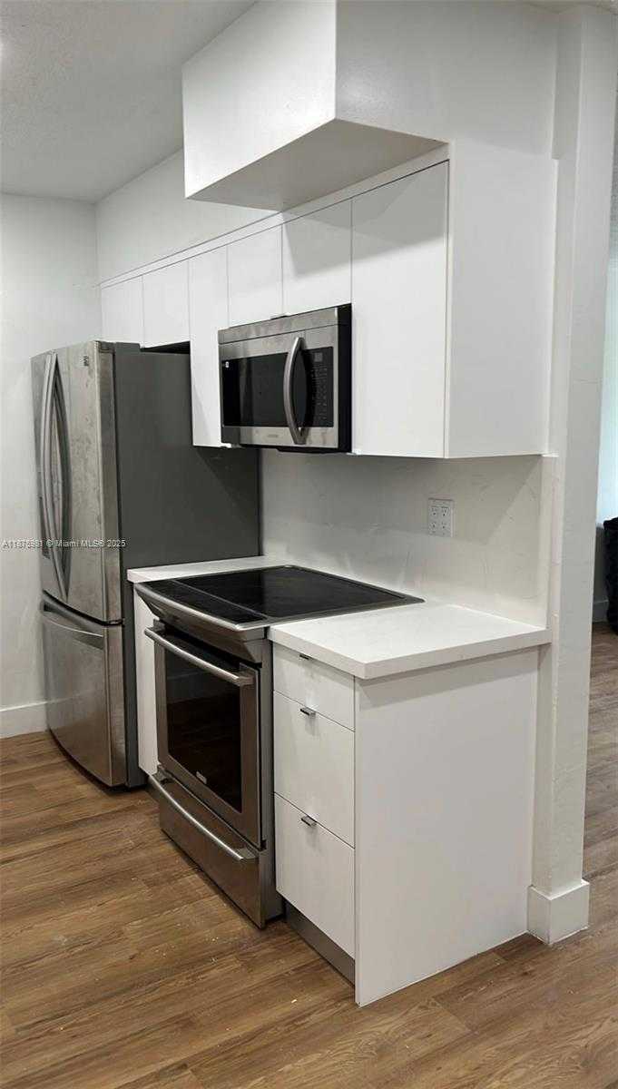 Small Image of 3310 SOUTH WEST 69TH AVE #3312, Miami Number 2