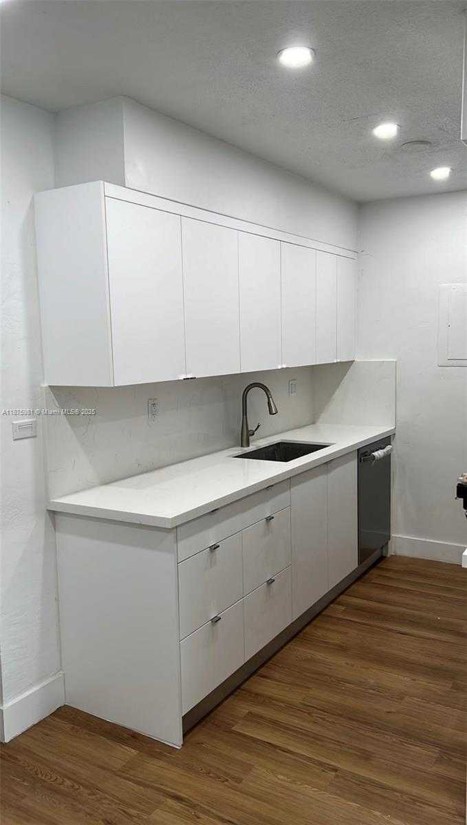 Small Image of 3310 SOUTH WEST 69TH AVE #3312, Miami Number 3