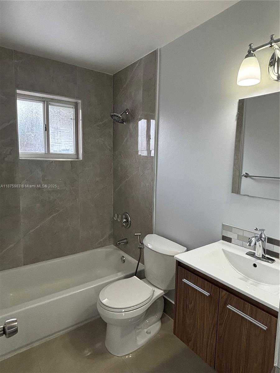 Small Image of 2238 WEST 74TH ST #201-26, Hialeah Number 10