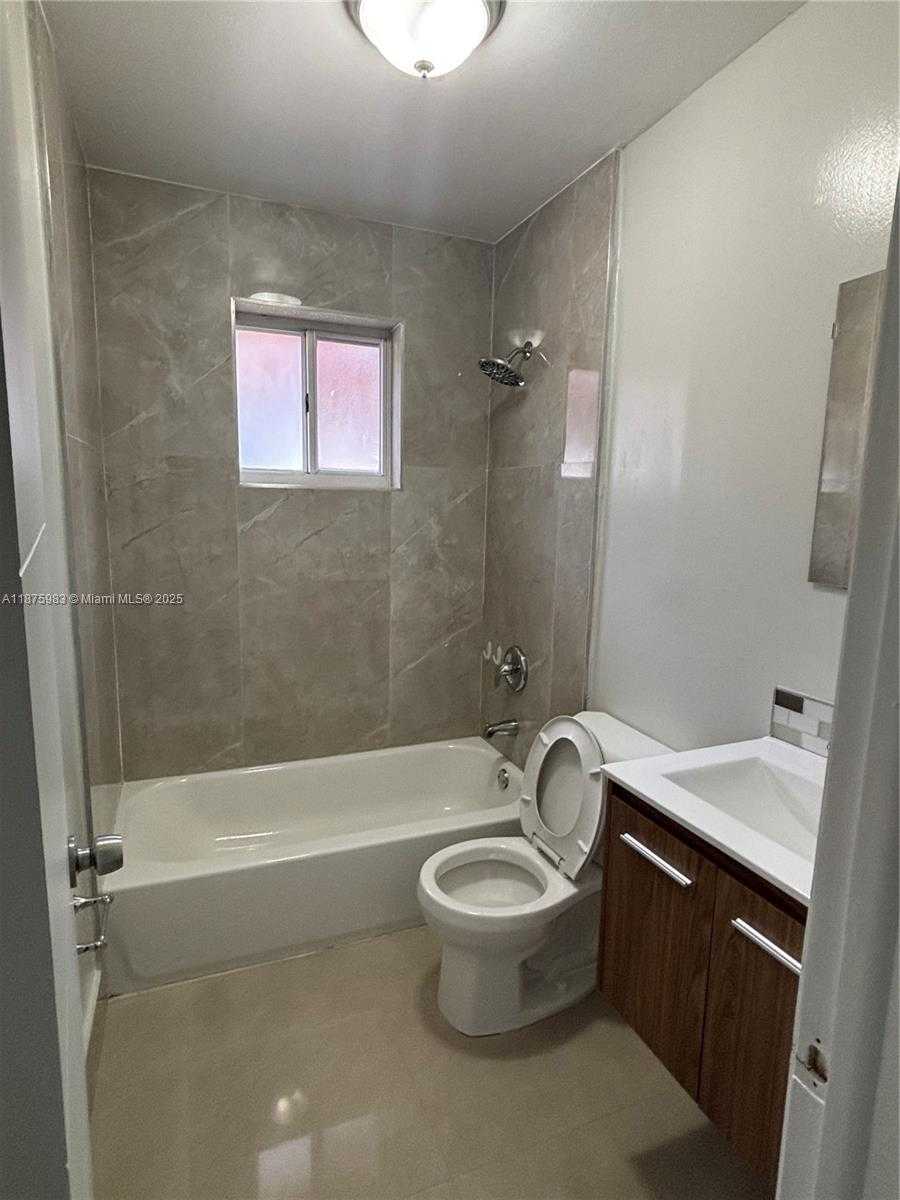 Small Image of 2238 WEST 74TH ST #201-26, Hialeah Number 13
