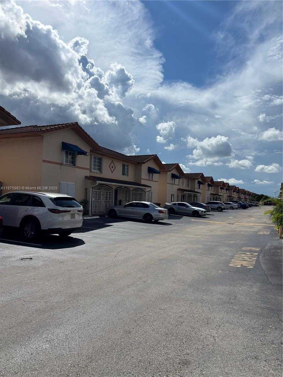 Small Image of 2238 WEST 74TH ST #201-26, Hialeah Number 18