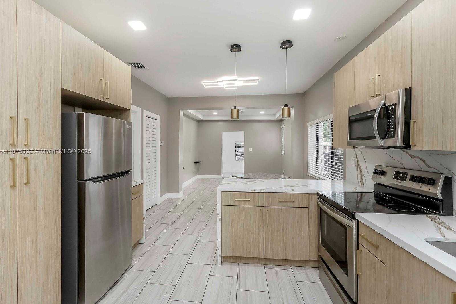 Small Image of 1545 NORTH WEST 53RD ST, Miami Number 4