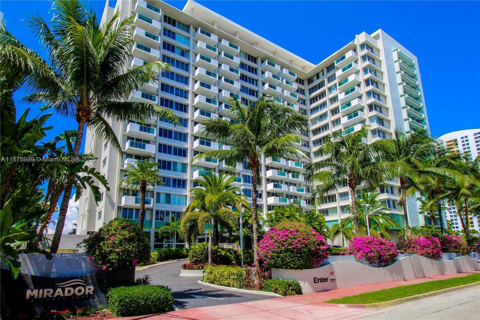 Small Image of 1200 WEST AVE #614, Miami Beach Number 15