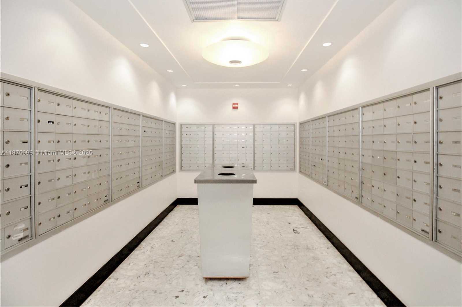 Small Image of 1200 WEST AVE #614, Miami Beach Number 19