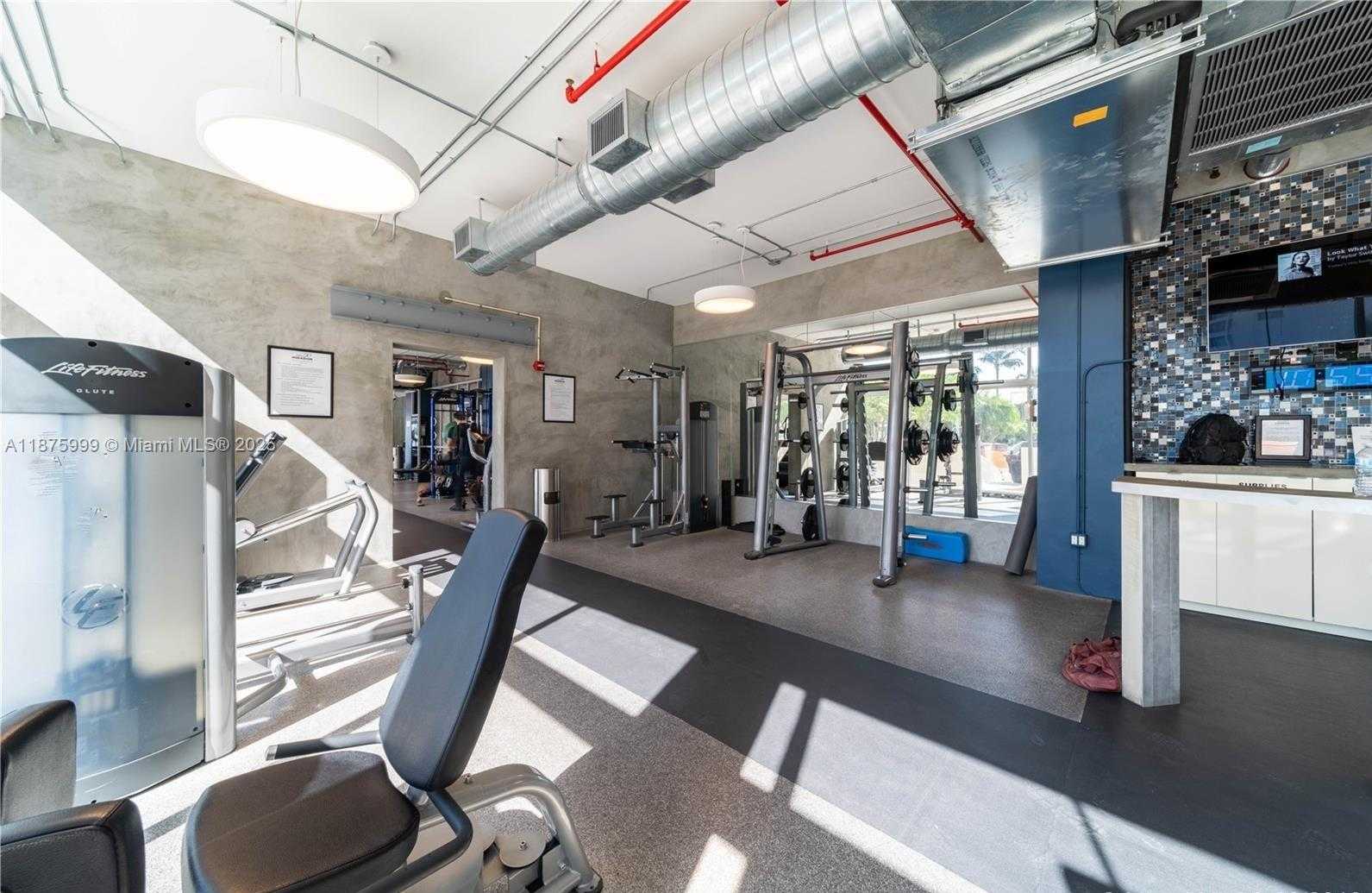 Small Image of 1200 WEST AVE #614, Miami Beach Number 21