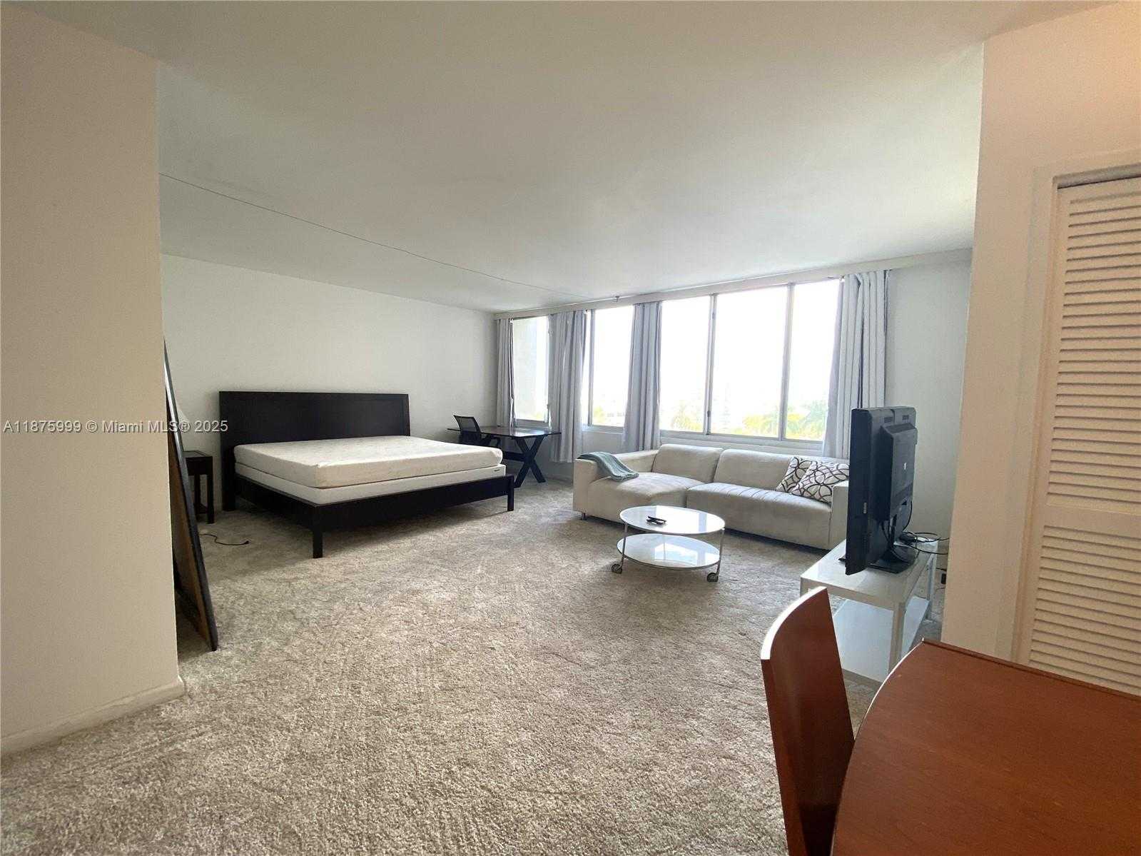 Small Image of 1200 WEST AVE #614, Miami Beach Number 7