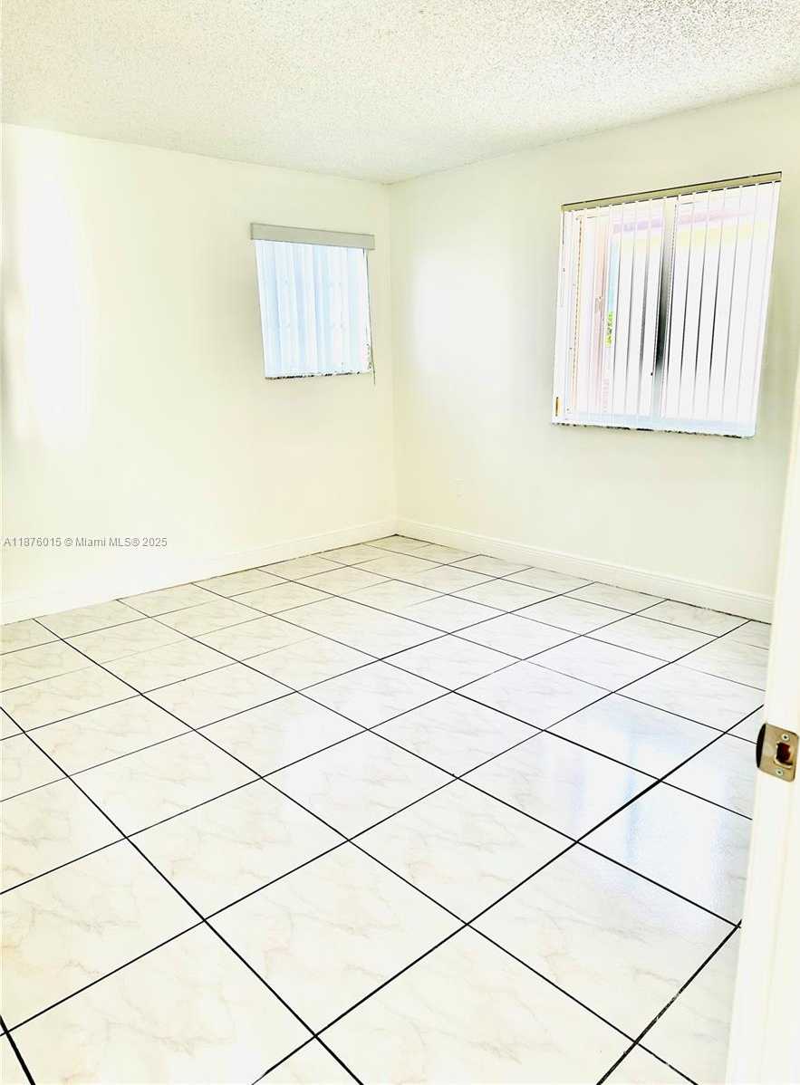 Small Image of 16148 SOUTH WEST 138TH PL #16148, Miami Number 12