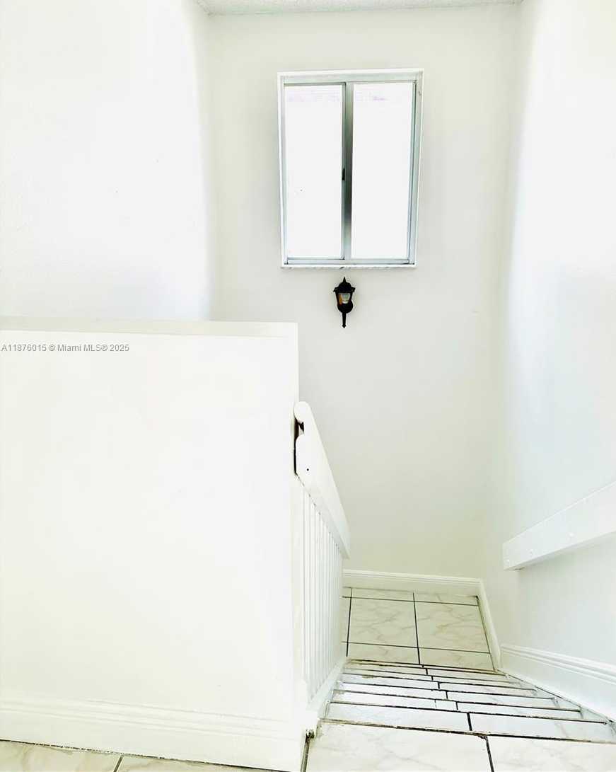Small Image of 16148 SOUTH WEST 138TH PL #16148, Miami Number 13