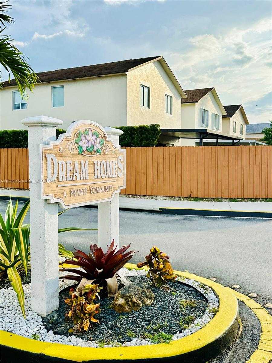 Small Image of 16148 SOUTH WEST 138TH PL #16148, Miami Number 5