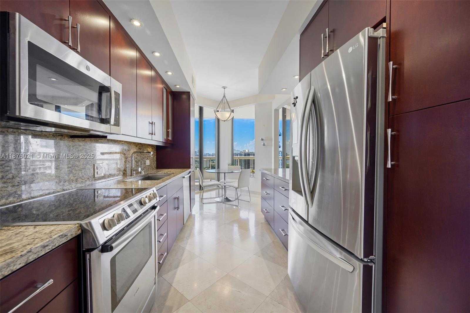 Small Image of 20191 EAST COUNTRY CLUB DR #TS8, Aventura Number 7