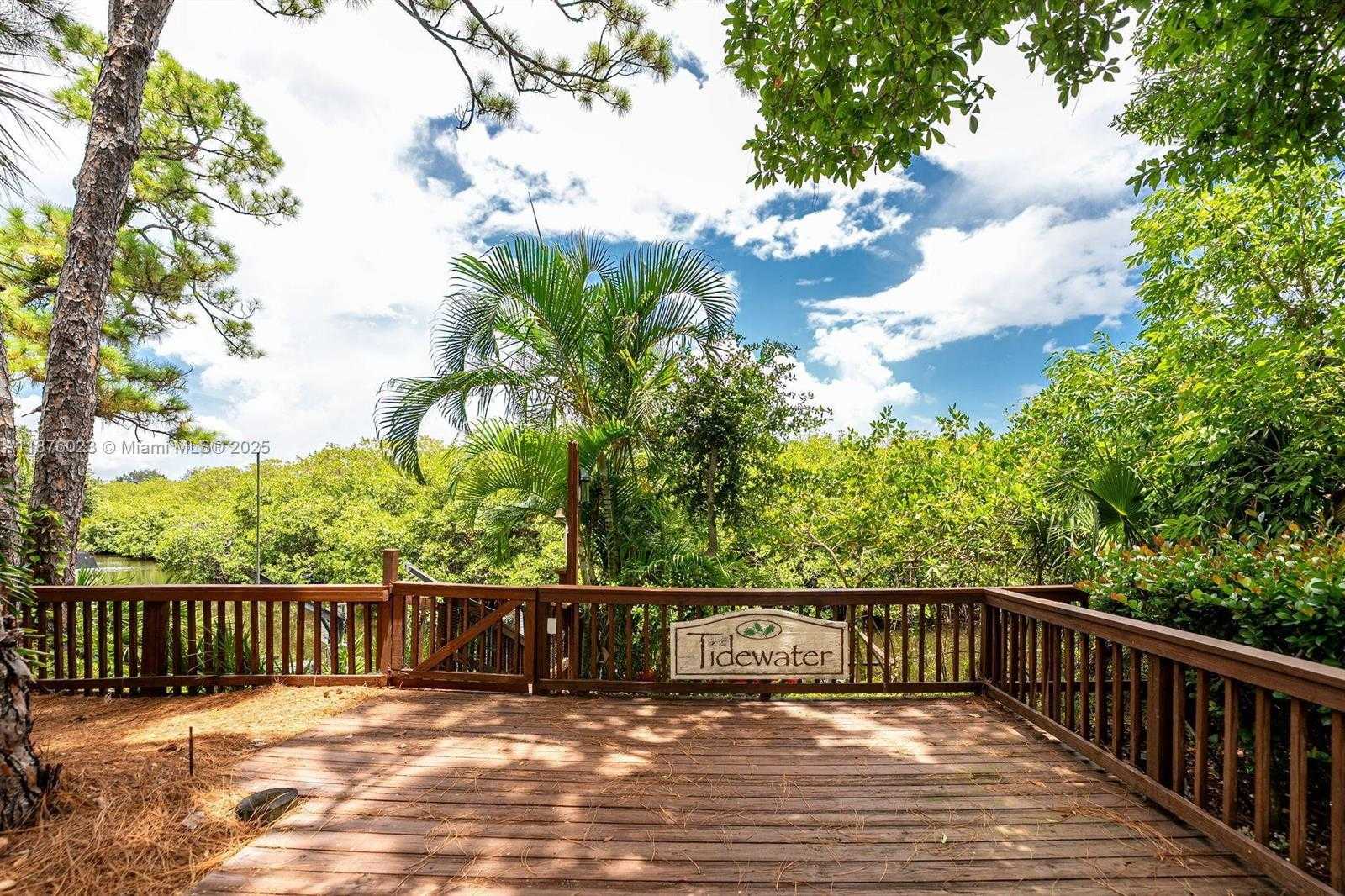 Small Image of 17982 TIDEWATER CIR, Jupiter Number 11
