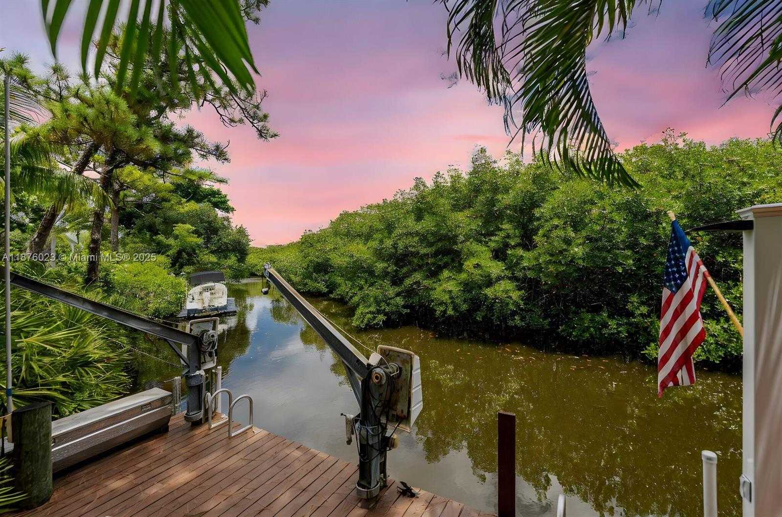 Small Image of 17982 TIDEWATER CIR, Jupiter Number 3
