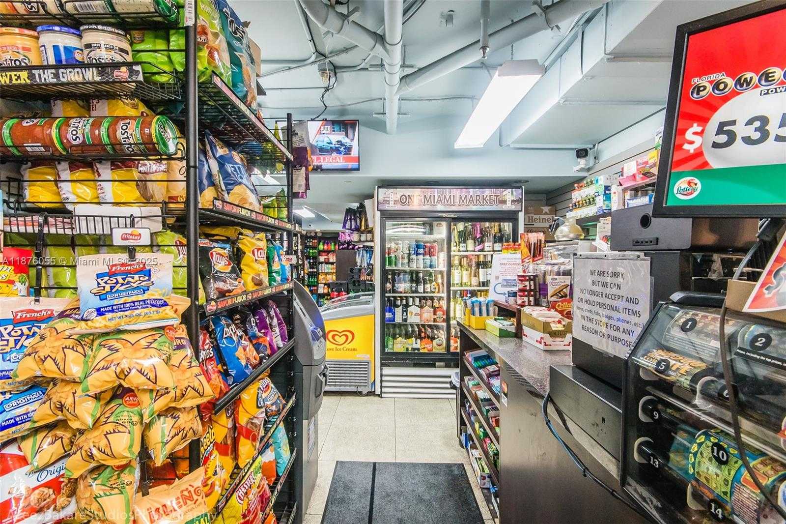 Small Image of 325 SOUTH BISCAYNE BLVD #UPH18, Miami Number 46