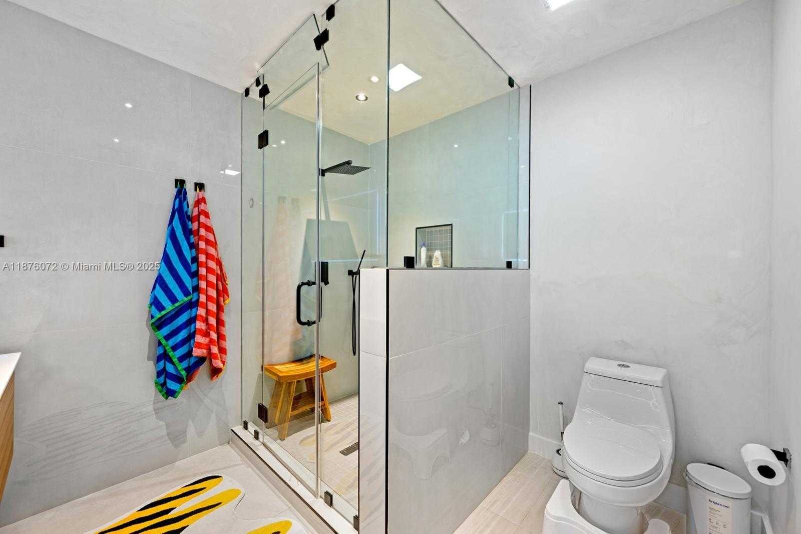 Small Image of 3904 NORTH EAST 167TH ST #10, North Miami Beach Number 15