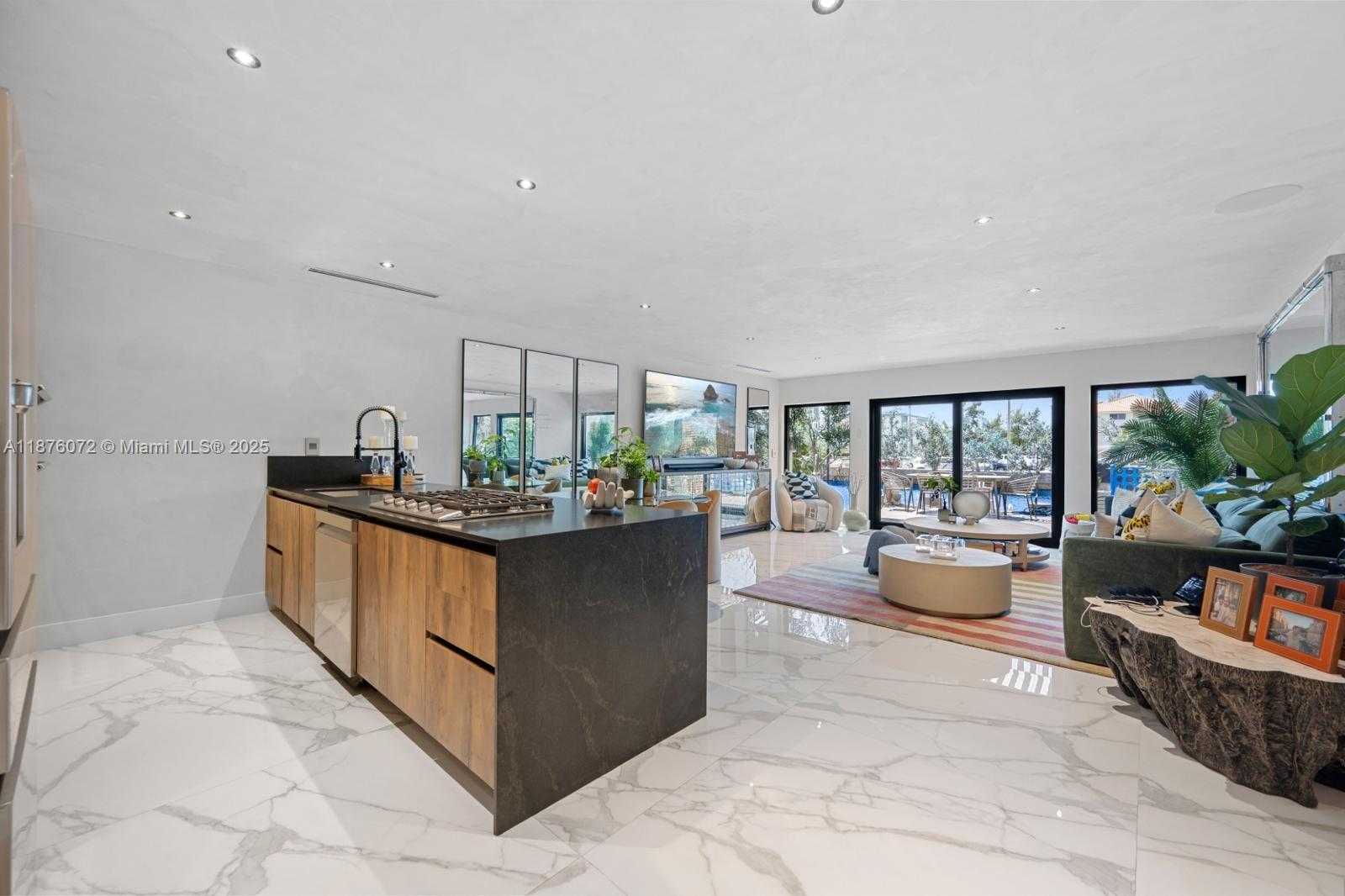Small Image of 3904 NORTH EAST 167TH ST #10, North Miami Beach Number 6