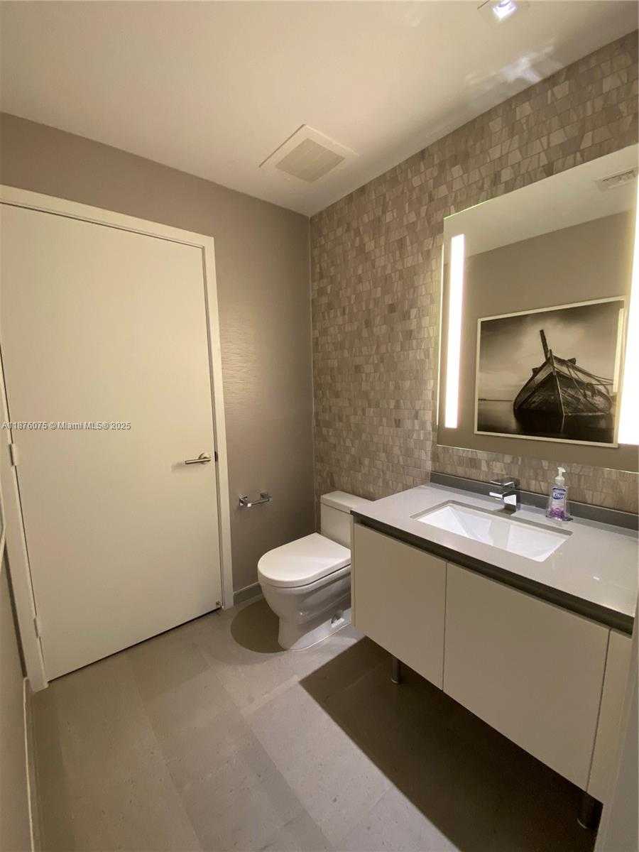 Small Image of 88 SOUTH WEST 7TH ST #1904, Miami Number 14