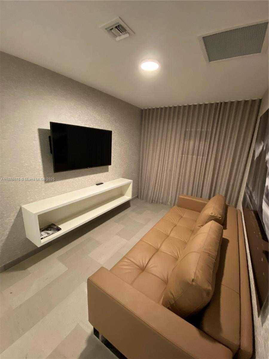 Small Image of 88 SOUTH WEST 7TH ST #1904, Miami Number 18